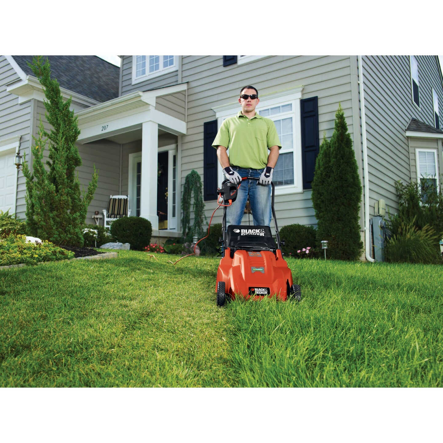 Black+Decker 20 In. 13A Push Electric Lawn Mower Image 7