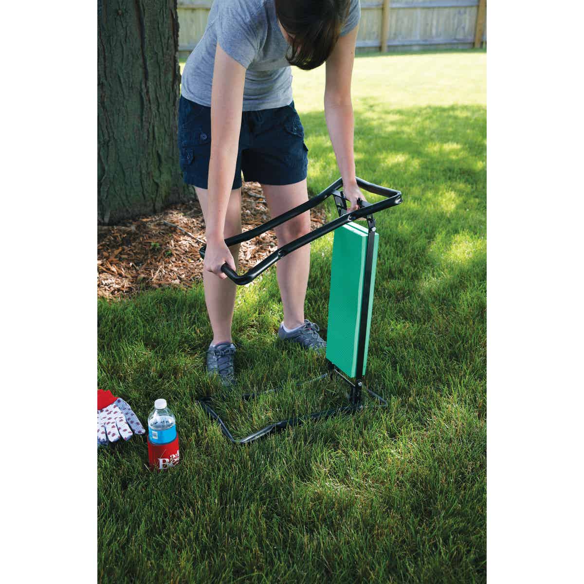 Best Garden Green Foam Pad w/Black Steel Frame Garden Kneeler Bench Image 6