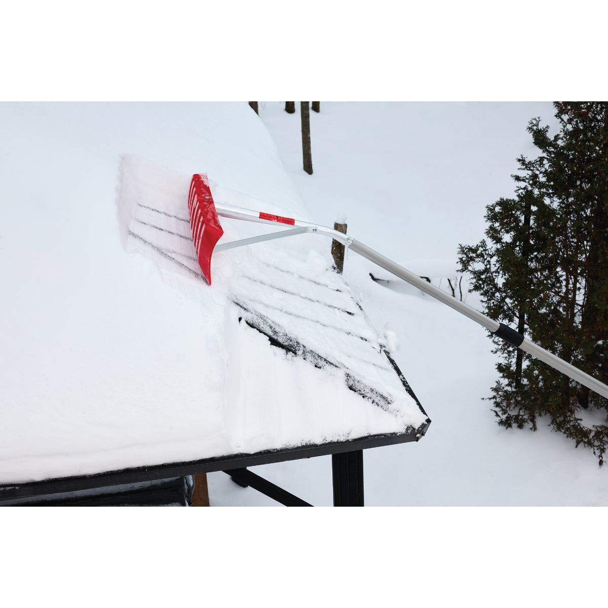 Garant 16.5 Ft. Aluminum Telescoping Snow Roof Rake Image 2