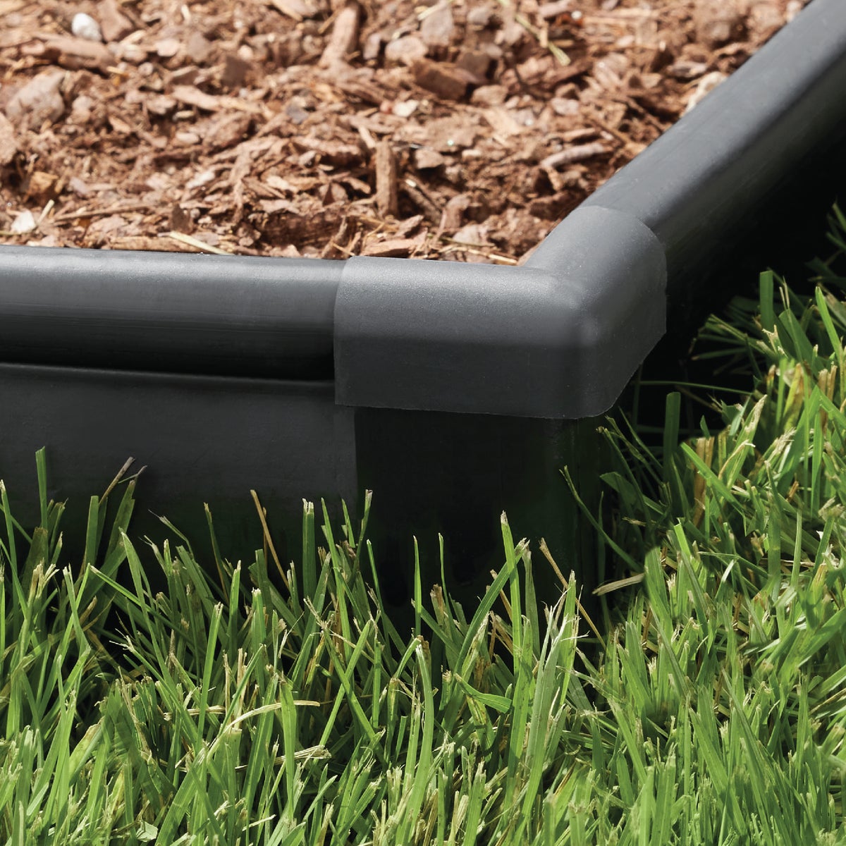 Master Mark Plus 90 Deg. Black Plastic Lawn Edging Coupler Image 2