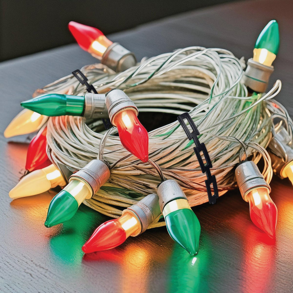 Master Mark 1/2 In. W. x 20 Ft. L. Plastic Black Chainlock Tree Support Image 4