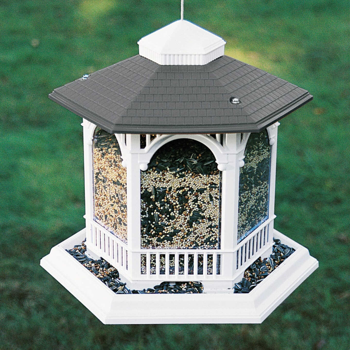 Cherry Valley White Plastic 10 Lb. Capacity Gazebo Bird Feeder Image 2