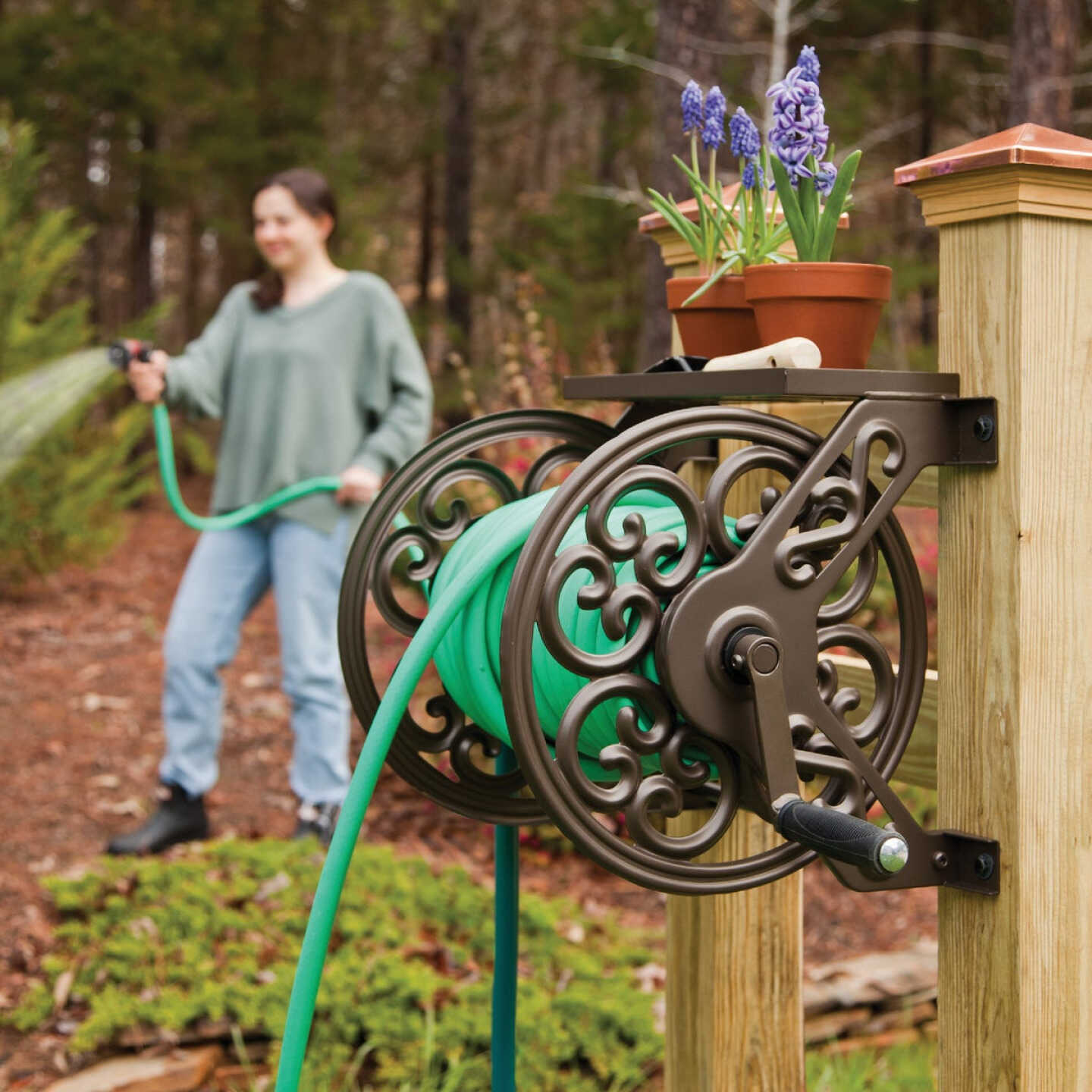 Liberty Garden 125 Ft. x 5/8 In. Bronze Steel Hose Reel Image 6