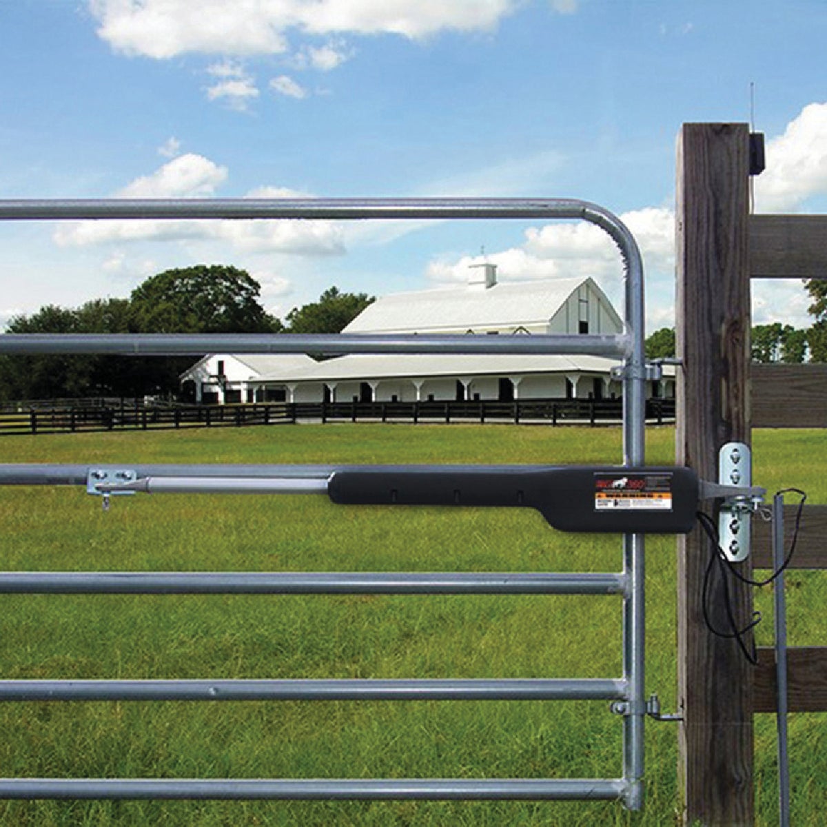 Mighty Mule MM371W 16 Ft. 550 Lb. Smart Single Gate Opener Kit Image 4