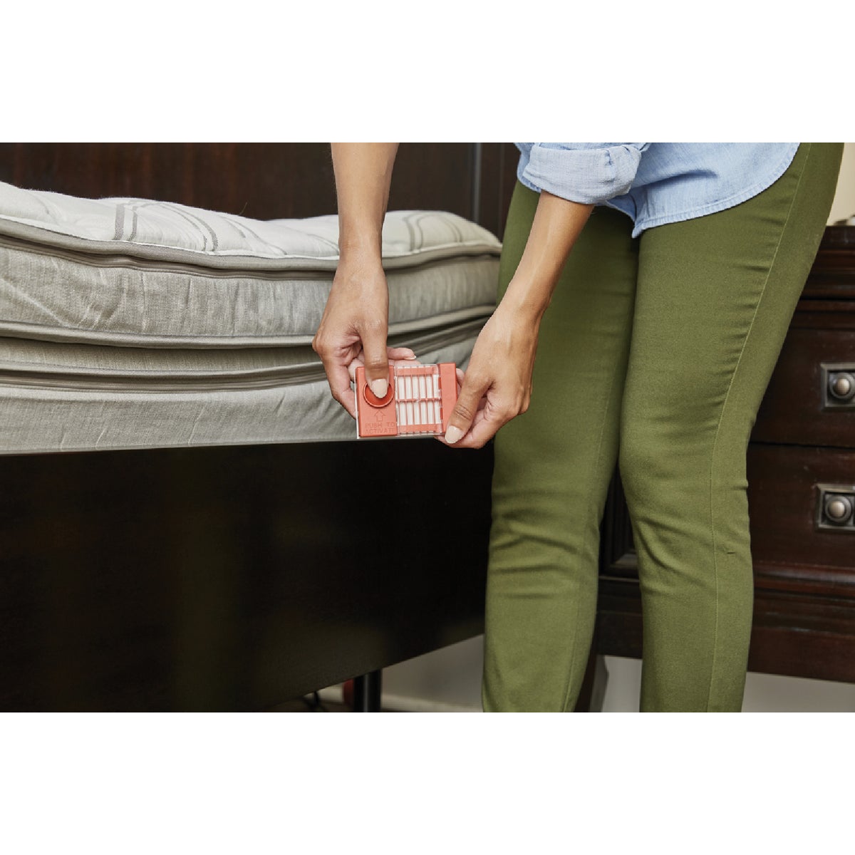 Ortho Home Defense Glue Bed Bug Trap (2-Pack) Image 4