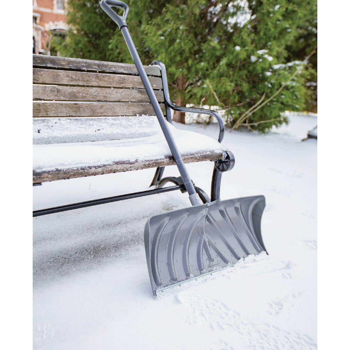 Suncast 24 In. Steel Core Snow Pusher with Wear Strip