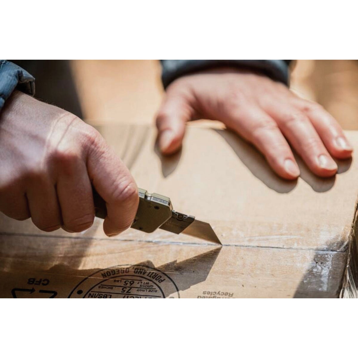 Gerber Prybrid 8-In-1 Stainless Steel Hybrid Multi-Tool Image 2