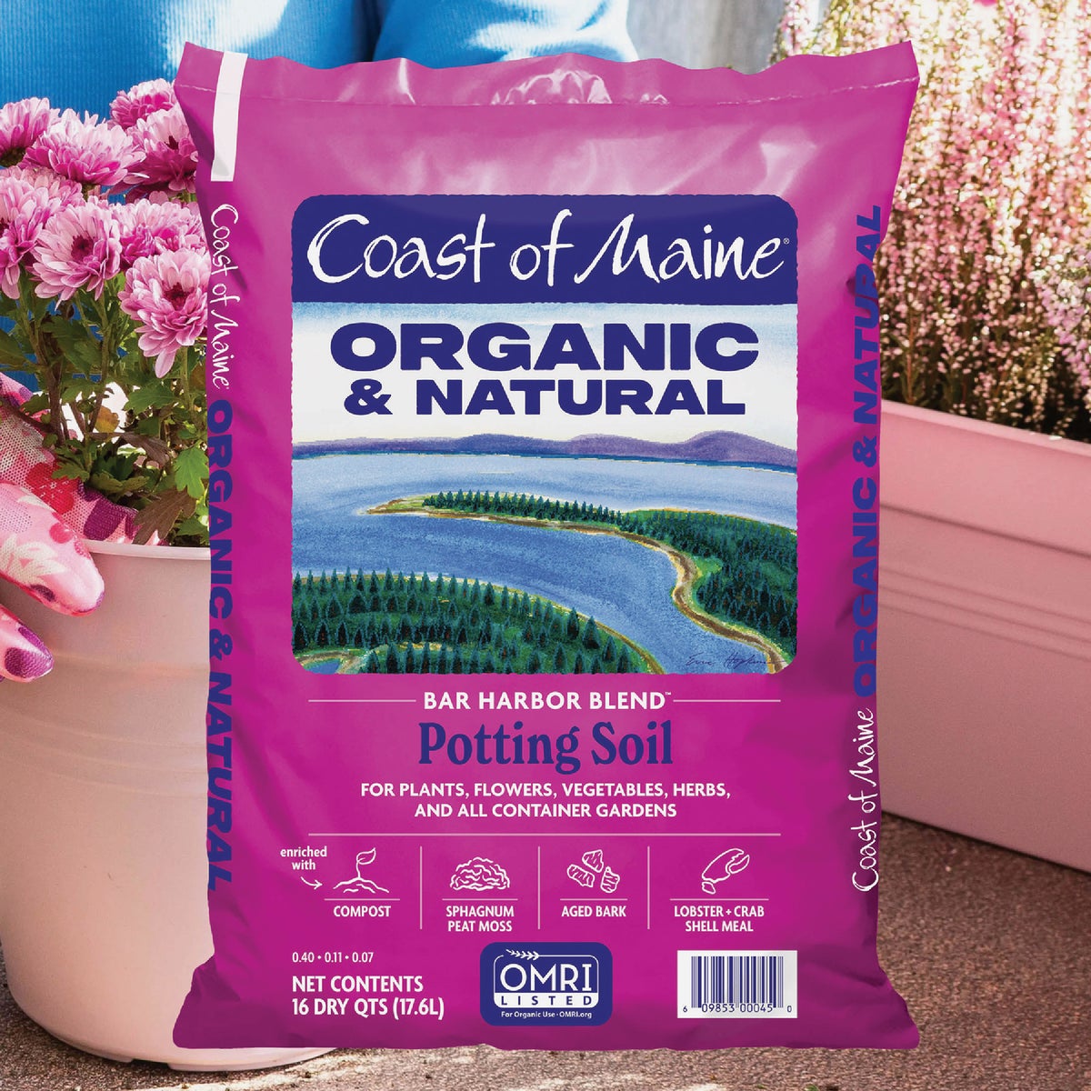 Coast of Maine Bar Harbor Blend 16 Qt. Organic Potting Soil Image 2