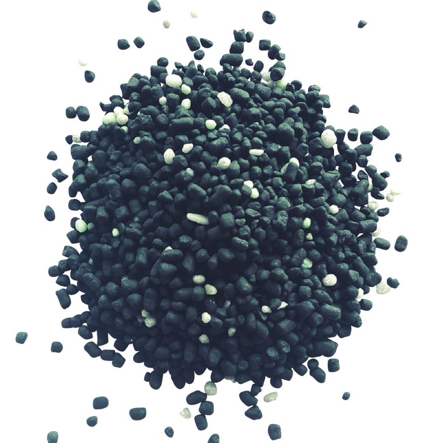 Earth Science IronPro 15 Lb. 5000 Sq. Ft. 1-0-1 Fast Acting Iron Supplement Image 2