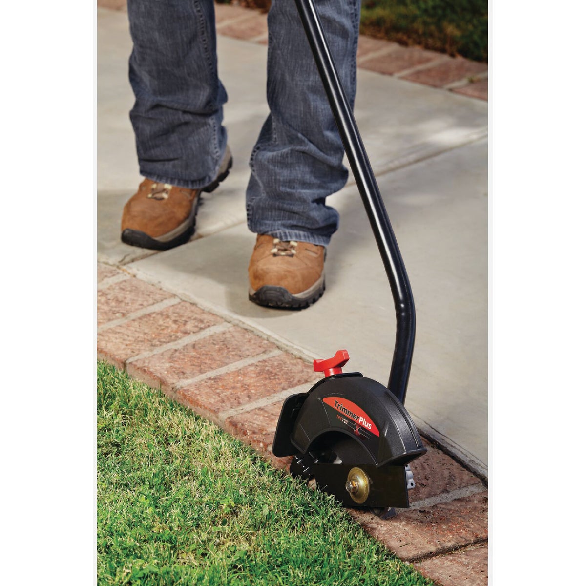 Trimmer Plus LE720R Edger Attachment Image 3