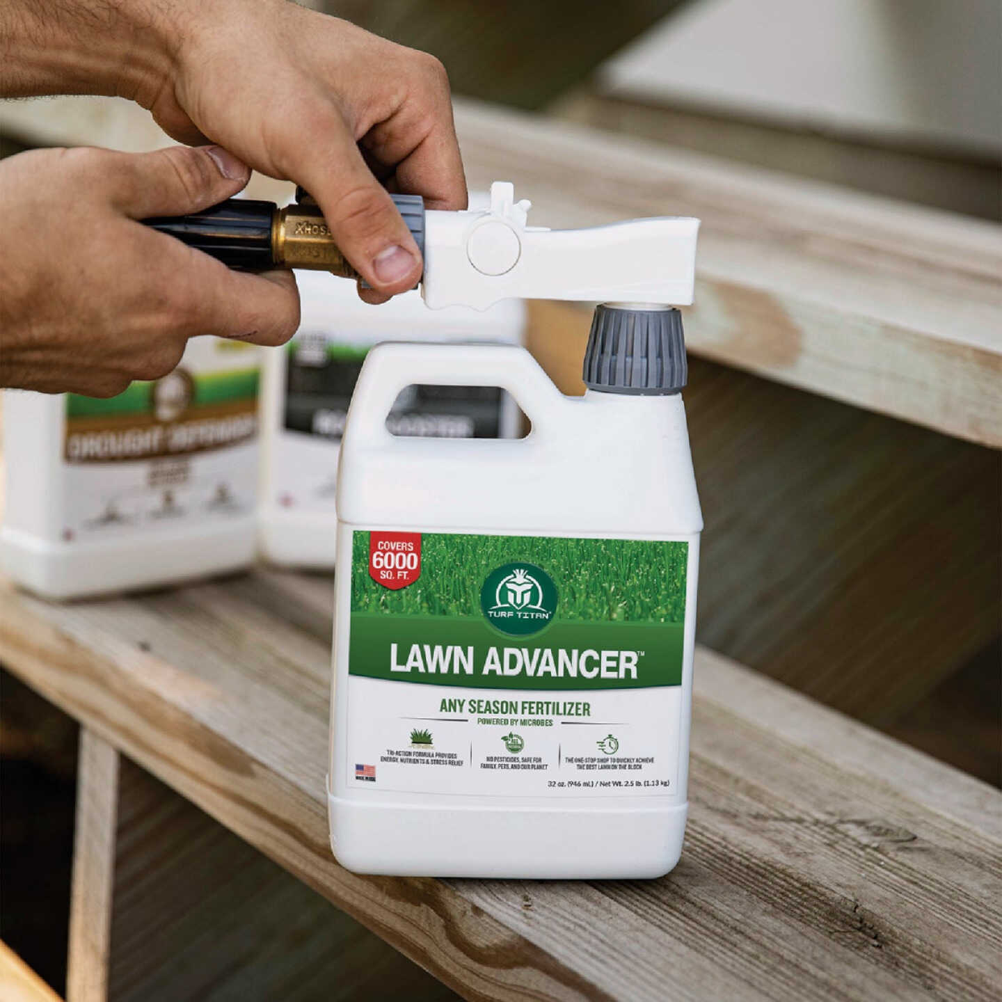 Turf Titan Lawn Advancer 32 Oz. 6000 Sq. Ft. 2-7-7 Lawn Fertilizer Image 2