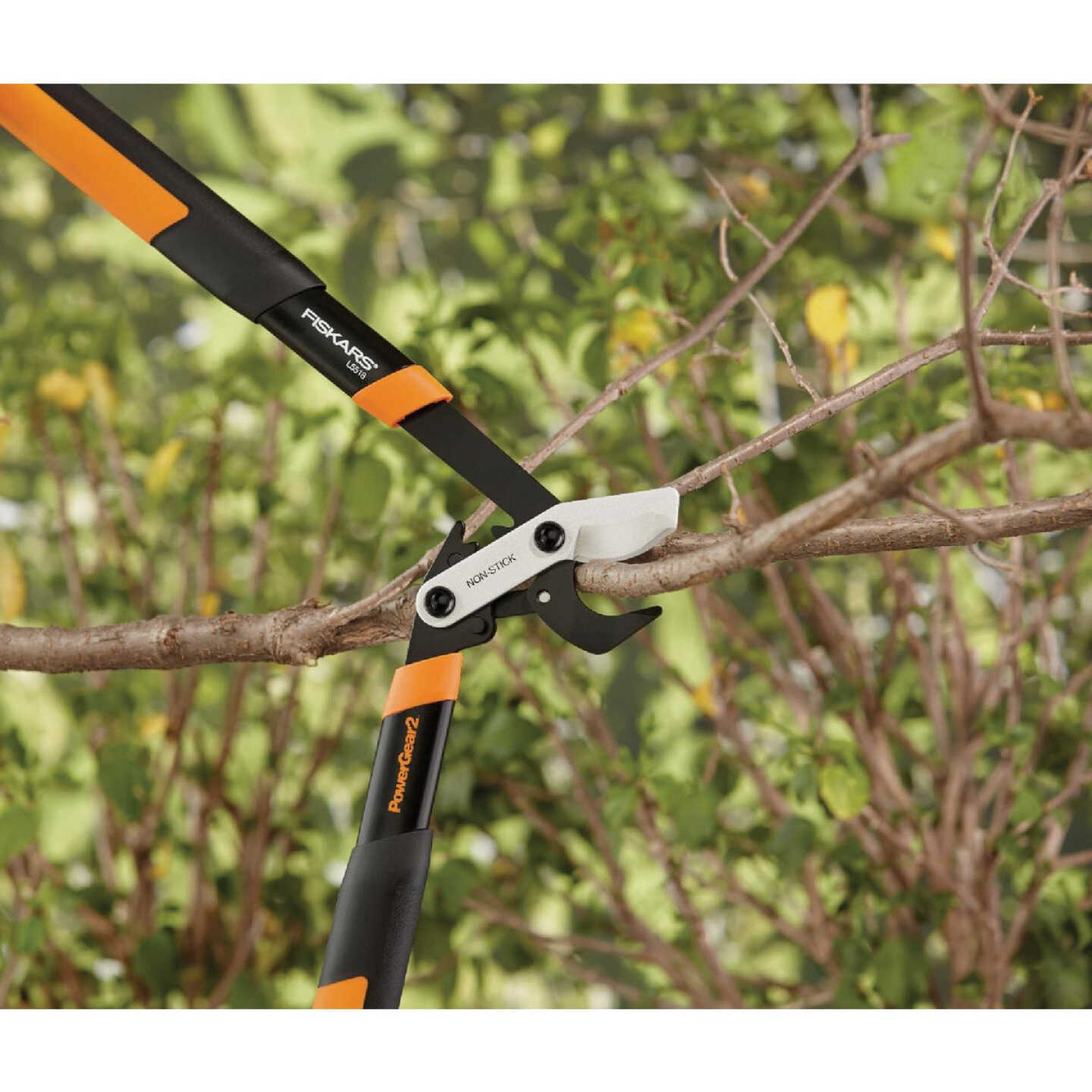 Fiskars PowerGear2 18 In. Steel Bypass Lopper Image 2