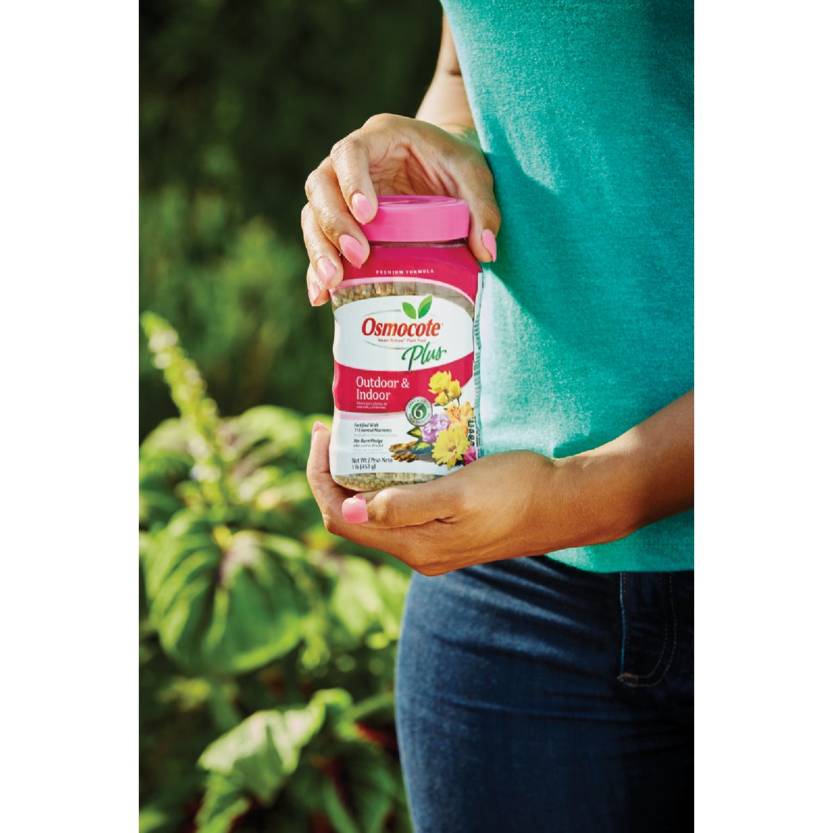 Osmocote Smart-Release Plus 1 Lb. Outdoor & Indoor Plant Food Image 3