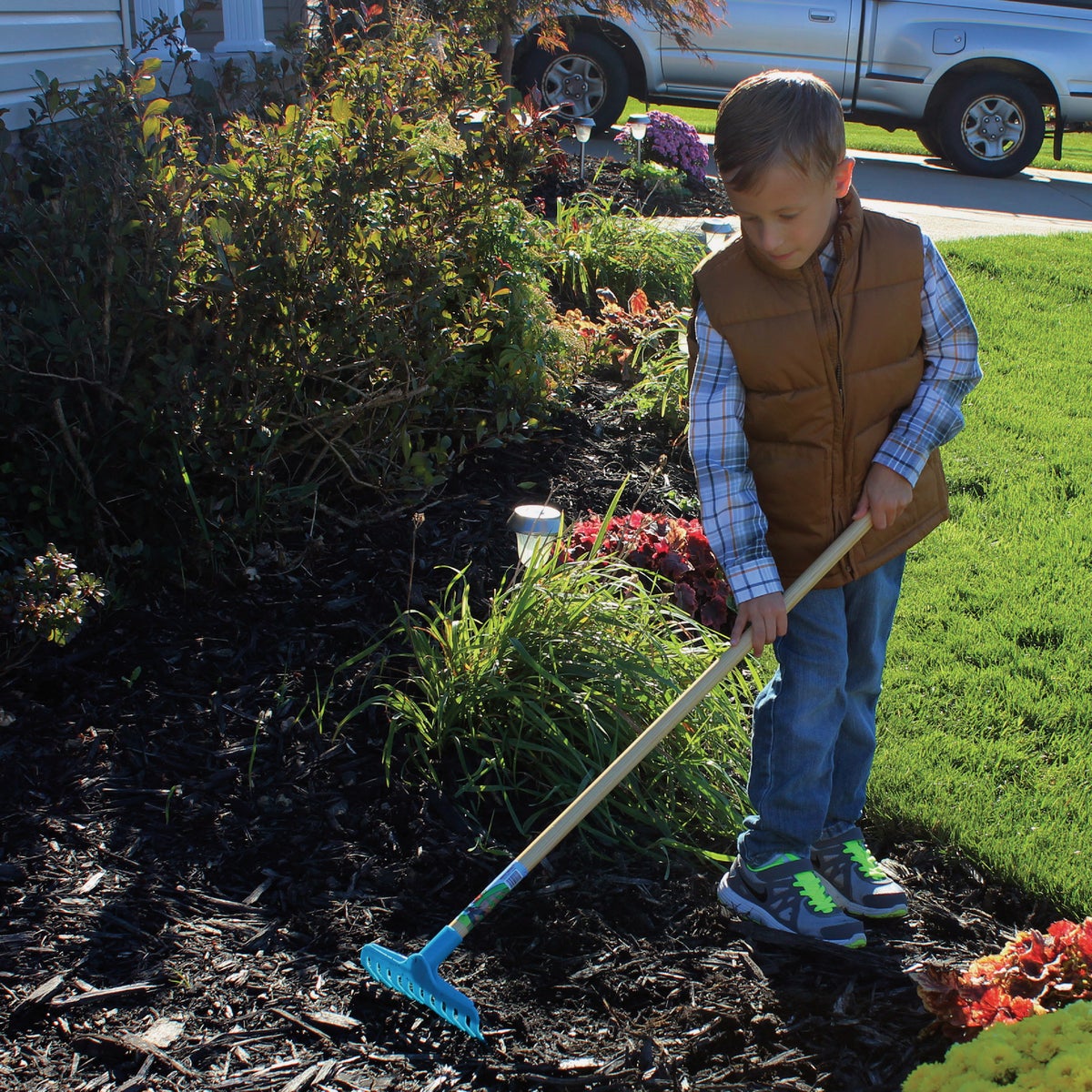 Emsco Little Diggers Kids Garden Rake Image 2