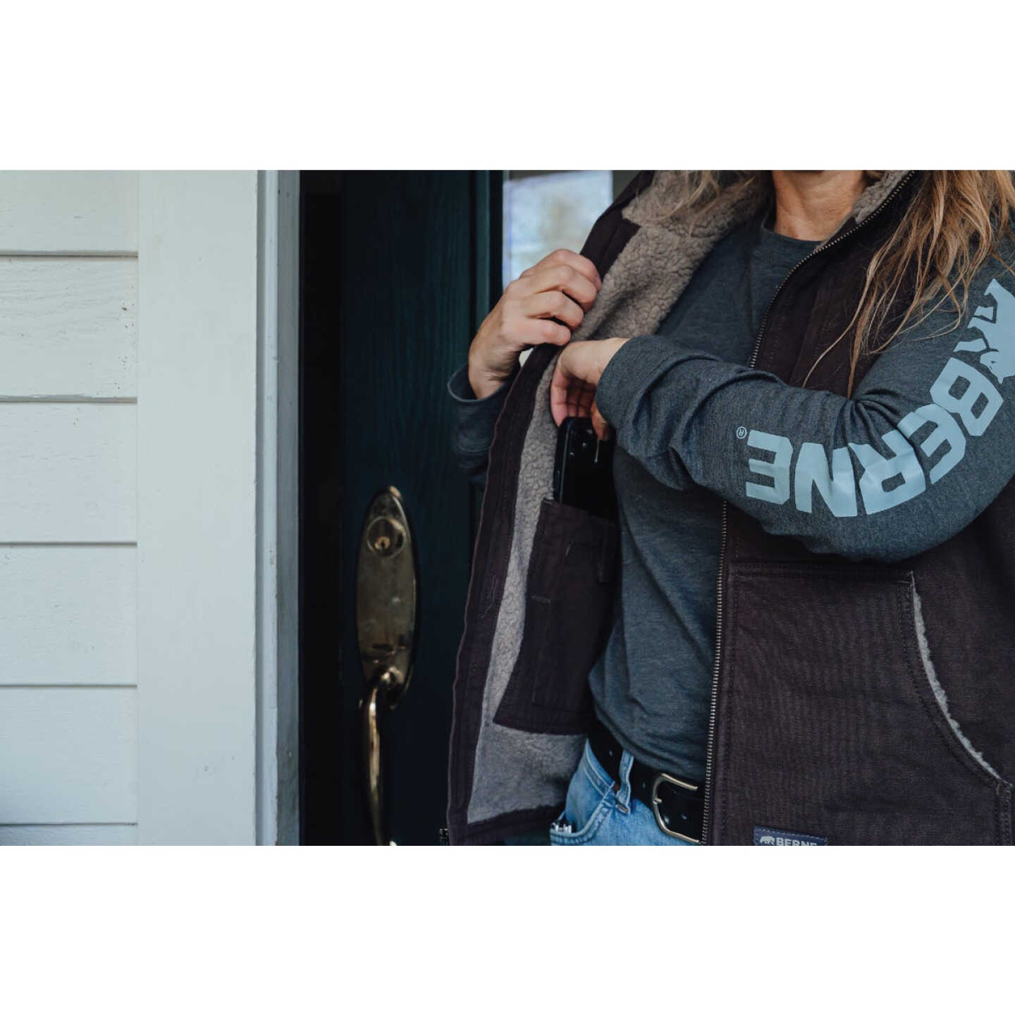 Berne Softstone Women's Small Tuscan Sherpa-Lined Vest Image 4