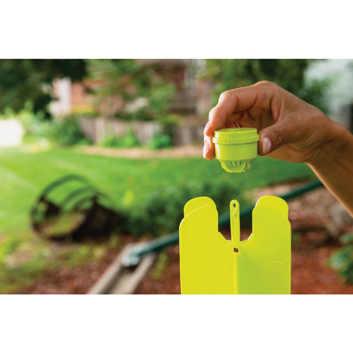 Rescue Plastic Japanese Beetle Trap Refill Image 3