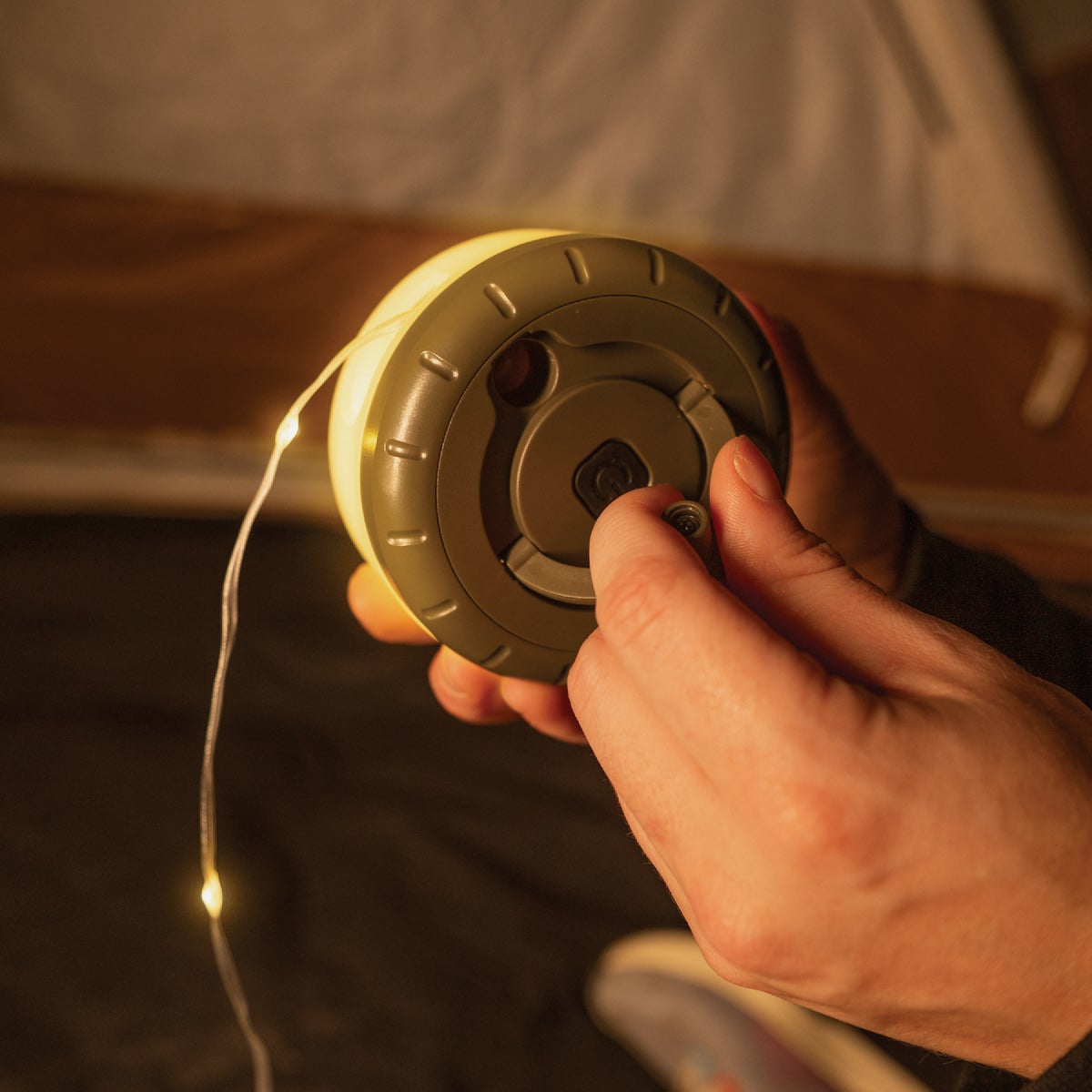 Brightz Hangable Rechargeable Warm White LED Reel Lantern String Light Image 3