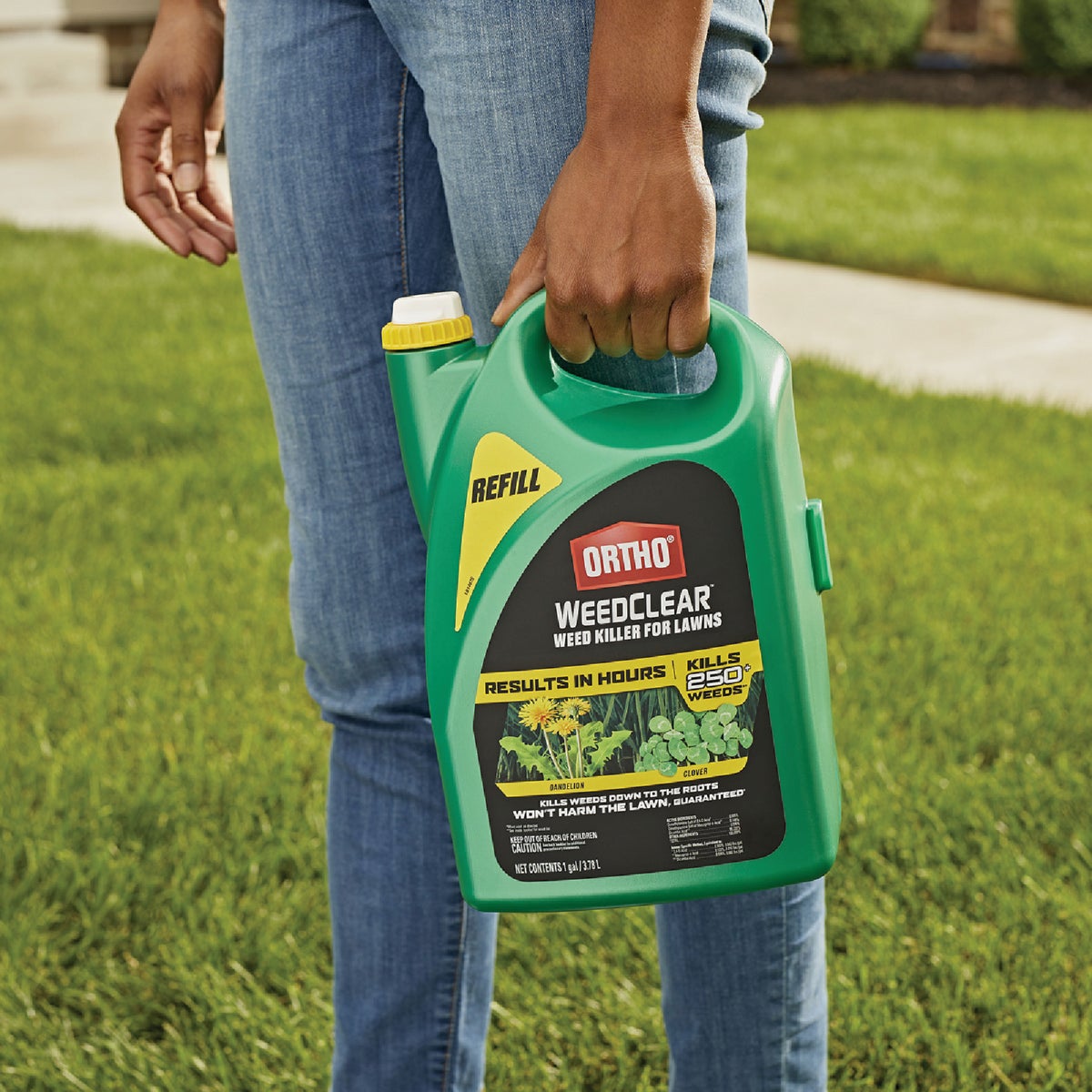 Ortho WeedClear 1 Gal. Refill Weed Killer For Lawns Image 2
