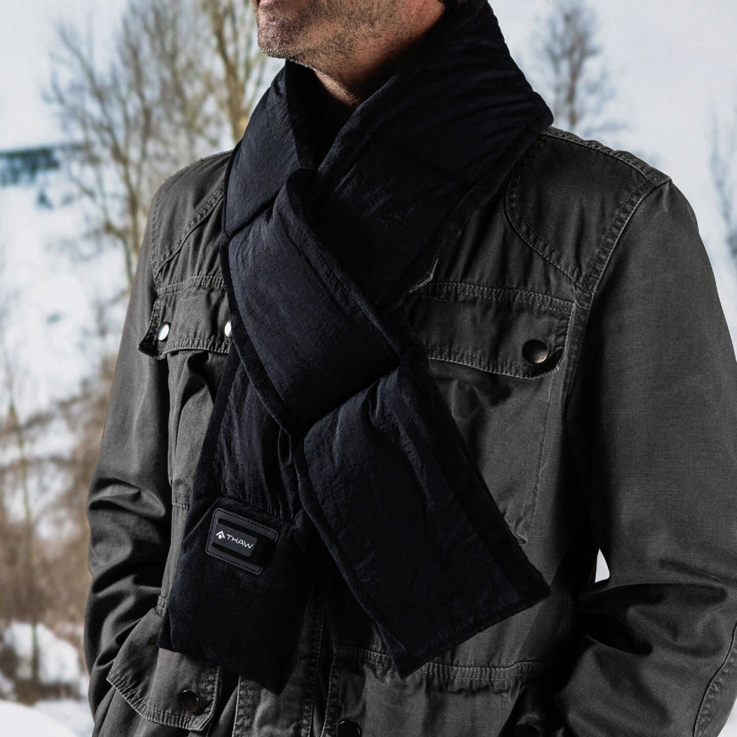 Thaw Rechargeable Heated Scarf Image 2