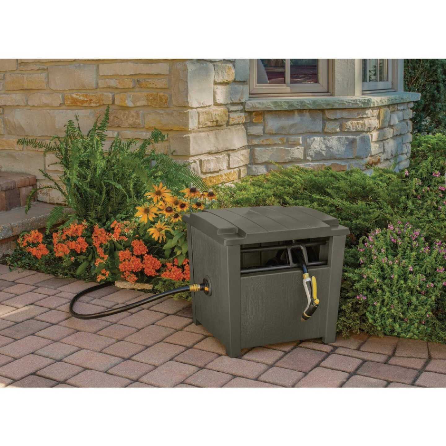 Suncast 175 Ft. Farmhouse Smart Tube Hose Hideaway Image 2