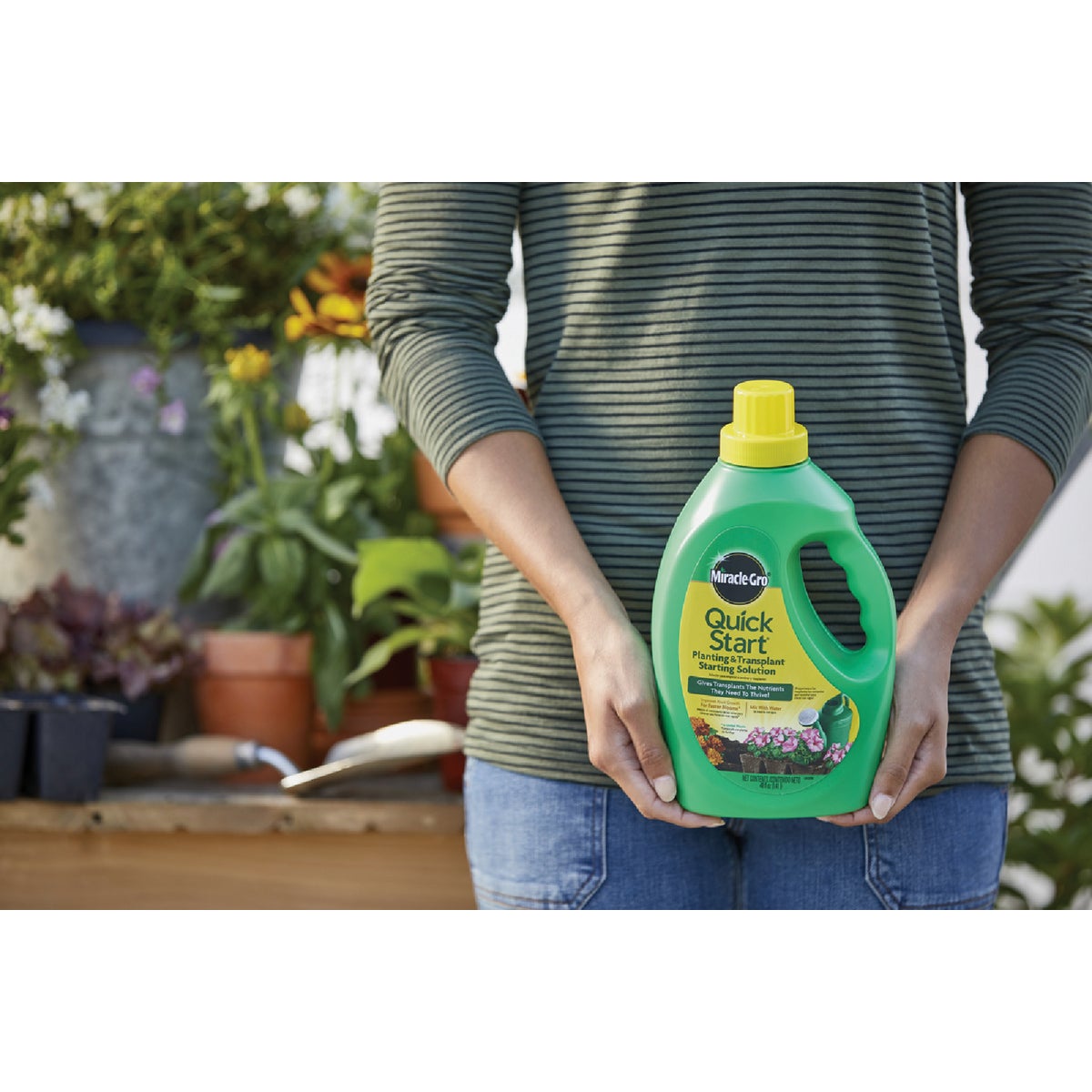 Miracle-Gro Quick Start 48 Oz. Liquid Planting & Transplant Starting Solution Image 6