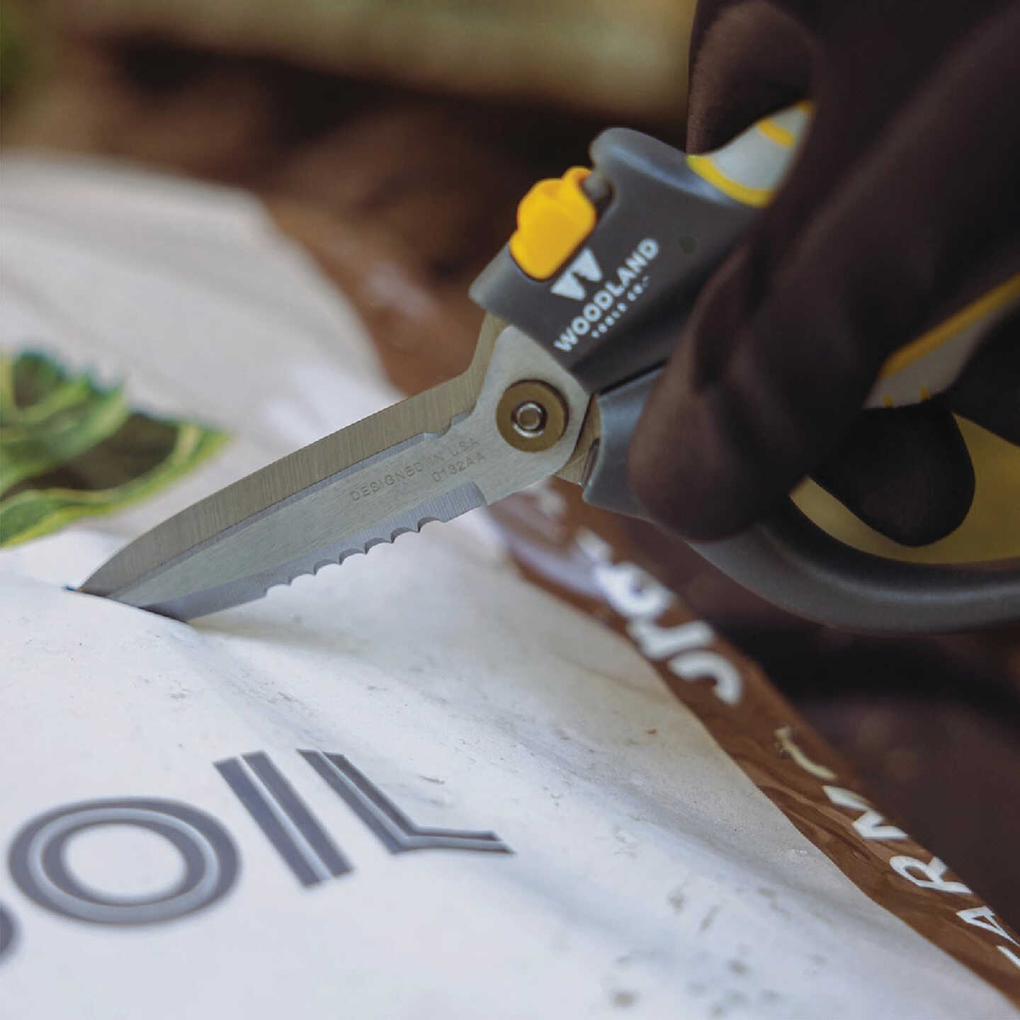 Woodland 9 In. Super Duty Multi-Use Utility Snip Image 4