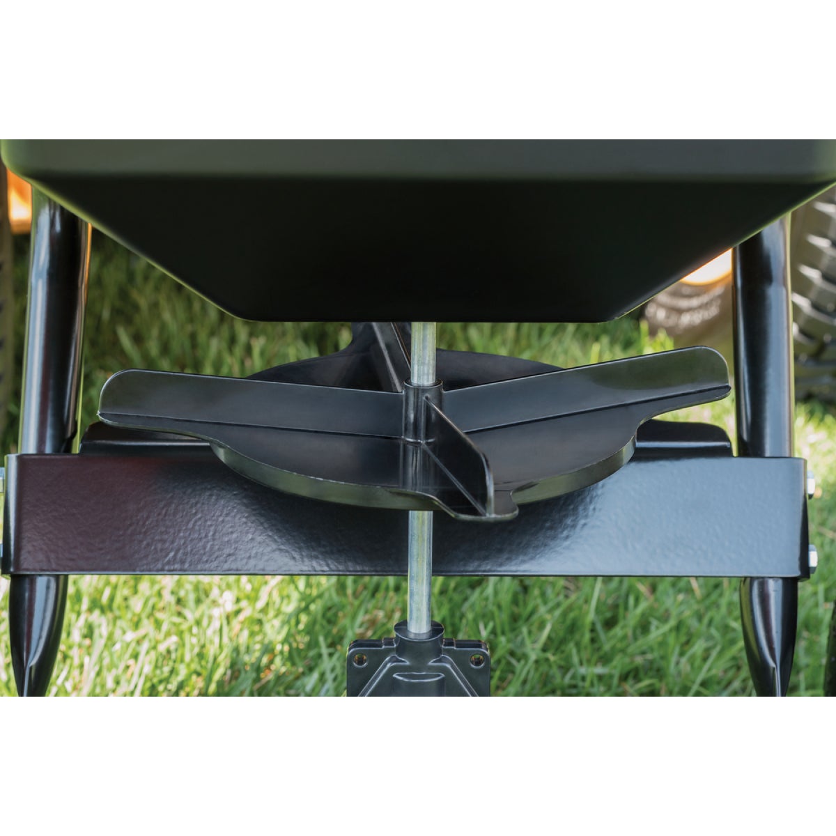 Agri-Fab 85 Lb. Tow Broadcast Spreader Image 2