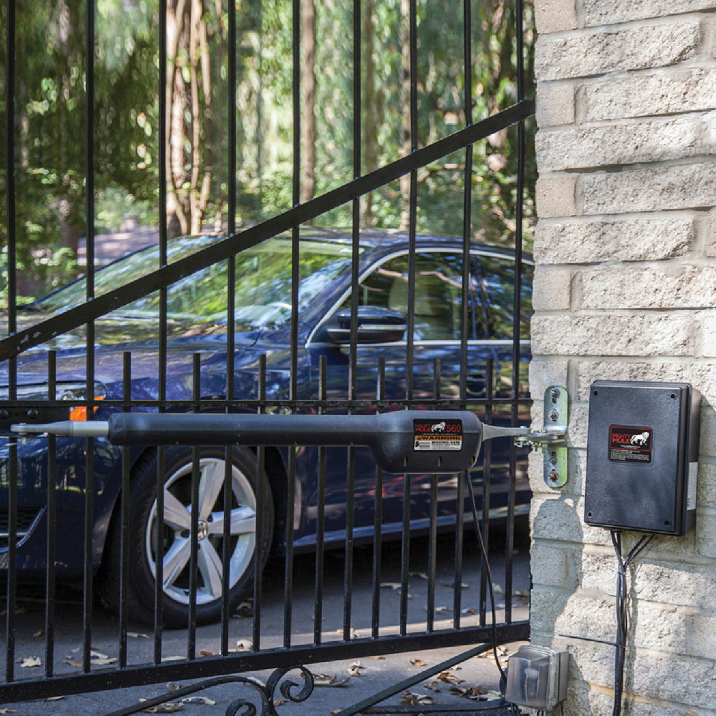 Mighty Mule MM571W 18 Ft. 850 Lb. Heavy-Duty Single Gate Opener Kit Image 3