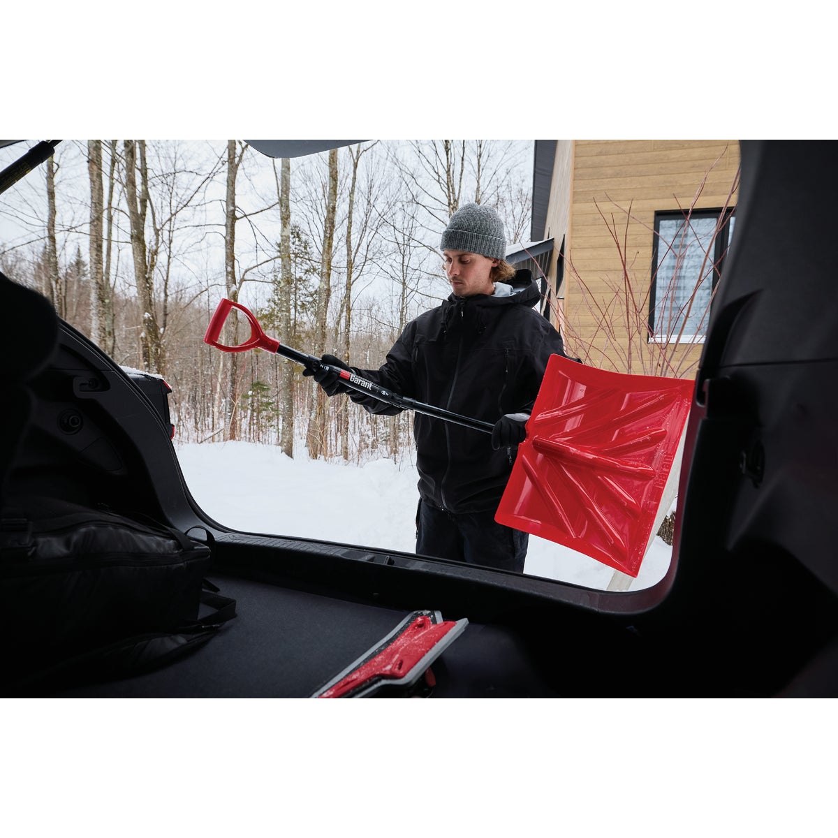 Garant 18 In. Poly Blade Foldable Snow Shovel Image 2