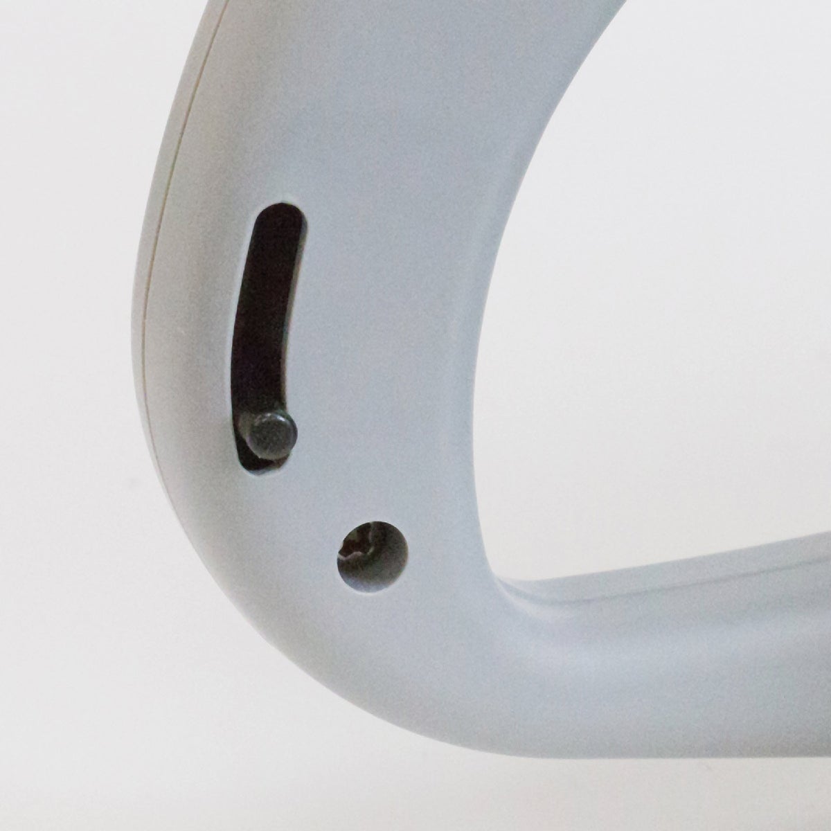 Chapin Salt & Ice Melt Hand Crank Spreader Image 3