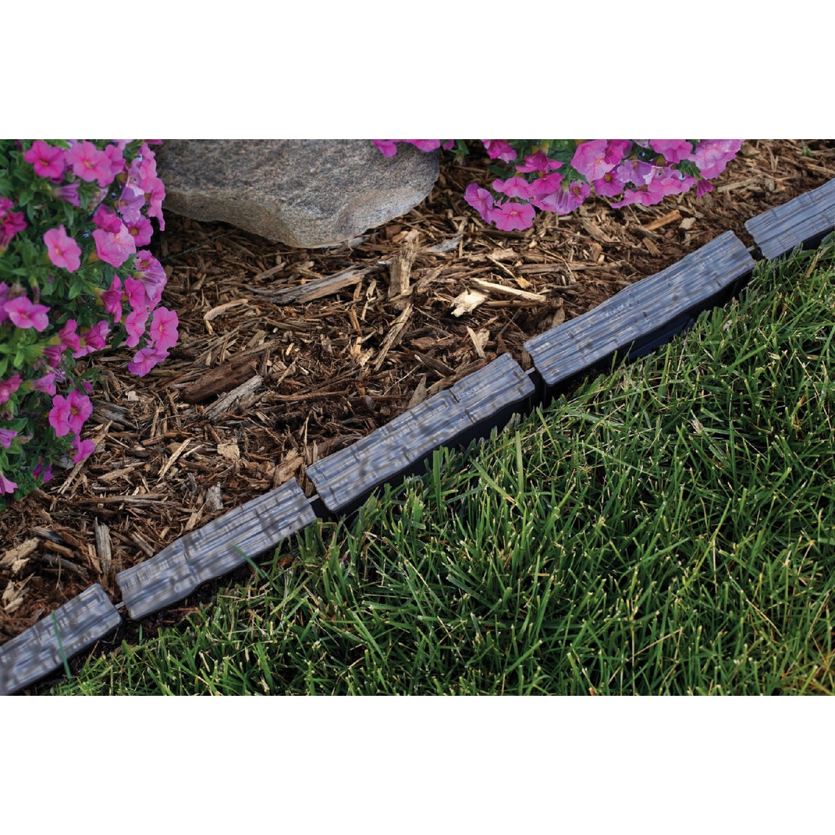 Master Mark Dig-Free  5.25 In. H x 36 In. L Warm Stone Lawn Edging Image 2