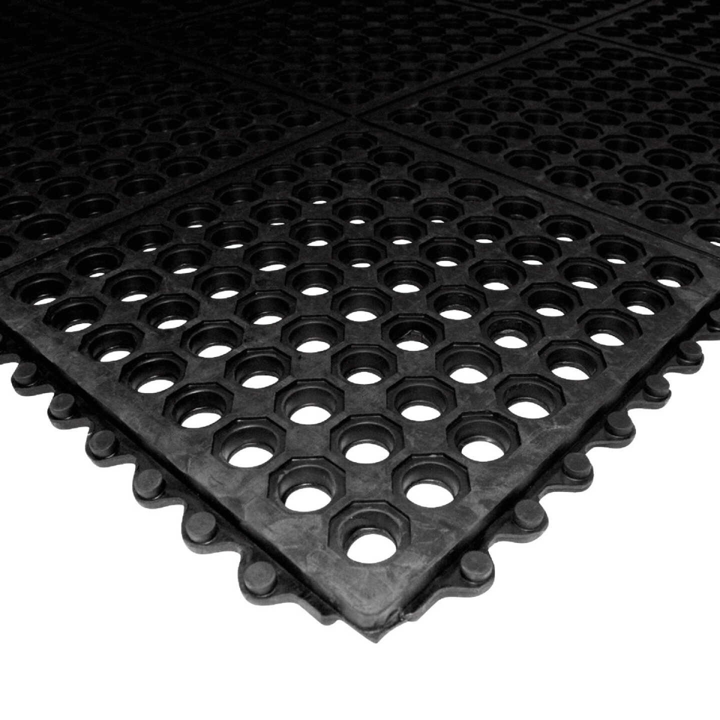 Red Barn 3 Ft. x 3 Ft. x 1/2 In. Wash Rack Mat Image 1