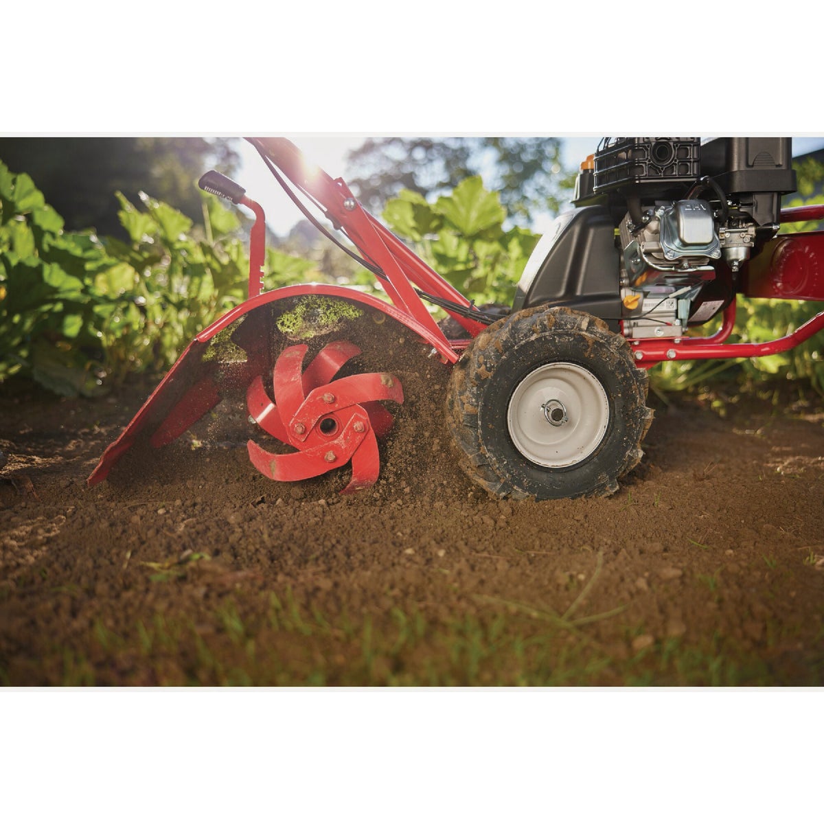 Troy-Bilt Super Bronco CRT 208cc 16 In. Rear Tine Tiller Image 3