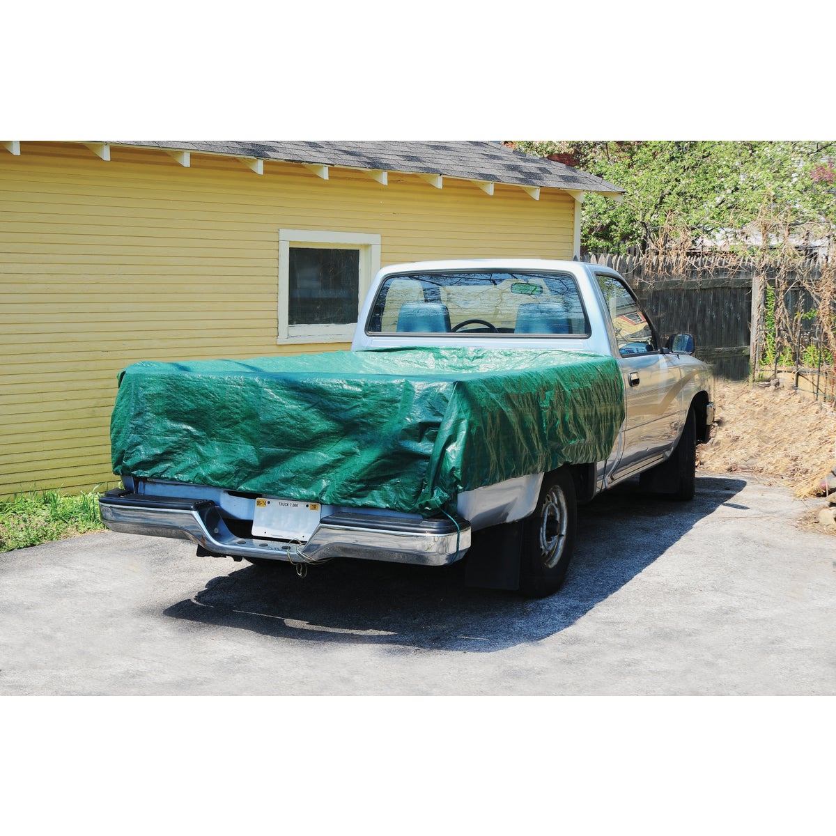 Do it Best 9 Ft. x 9 Ft. Poly Fabric Green Lawn Cleanup Tarp Image 4
