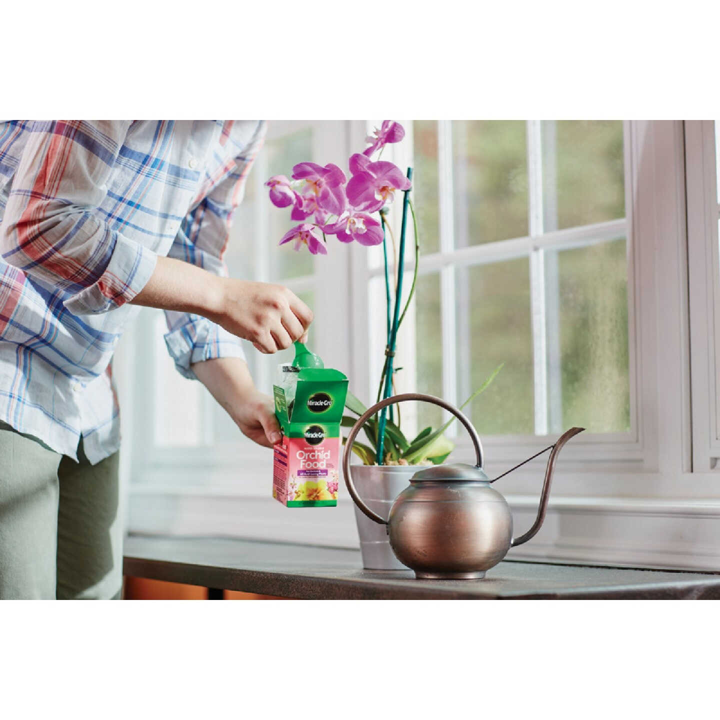 Miracle-Gro 8 Oz. Water Soluble Orchid Food Image 6