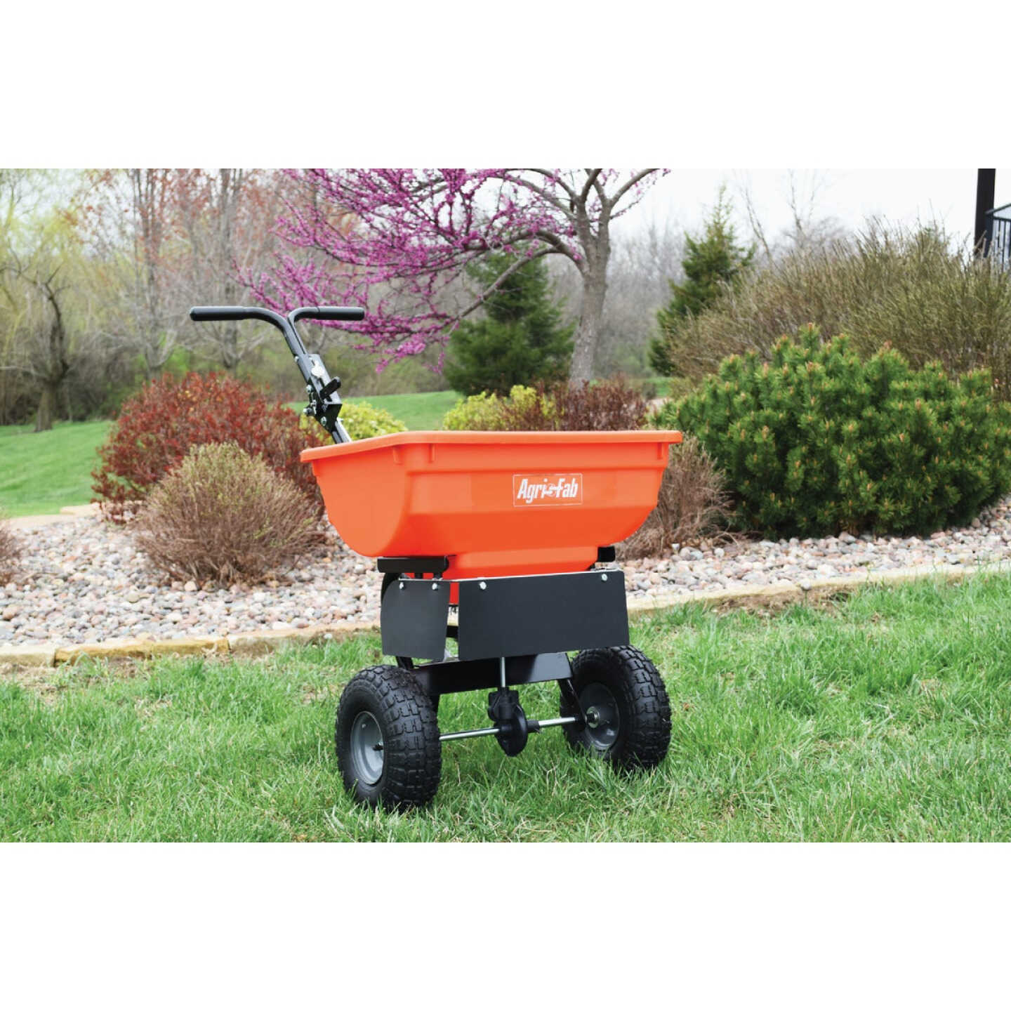 Agri-Fab Inc 85 Lb. Ice Melt Push Broadcast Spreader Image 3