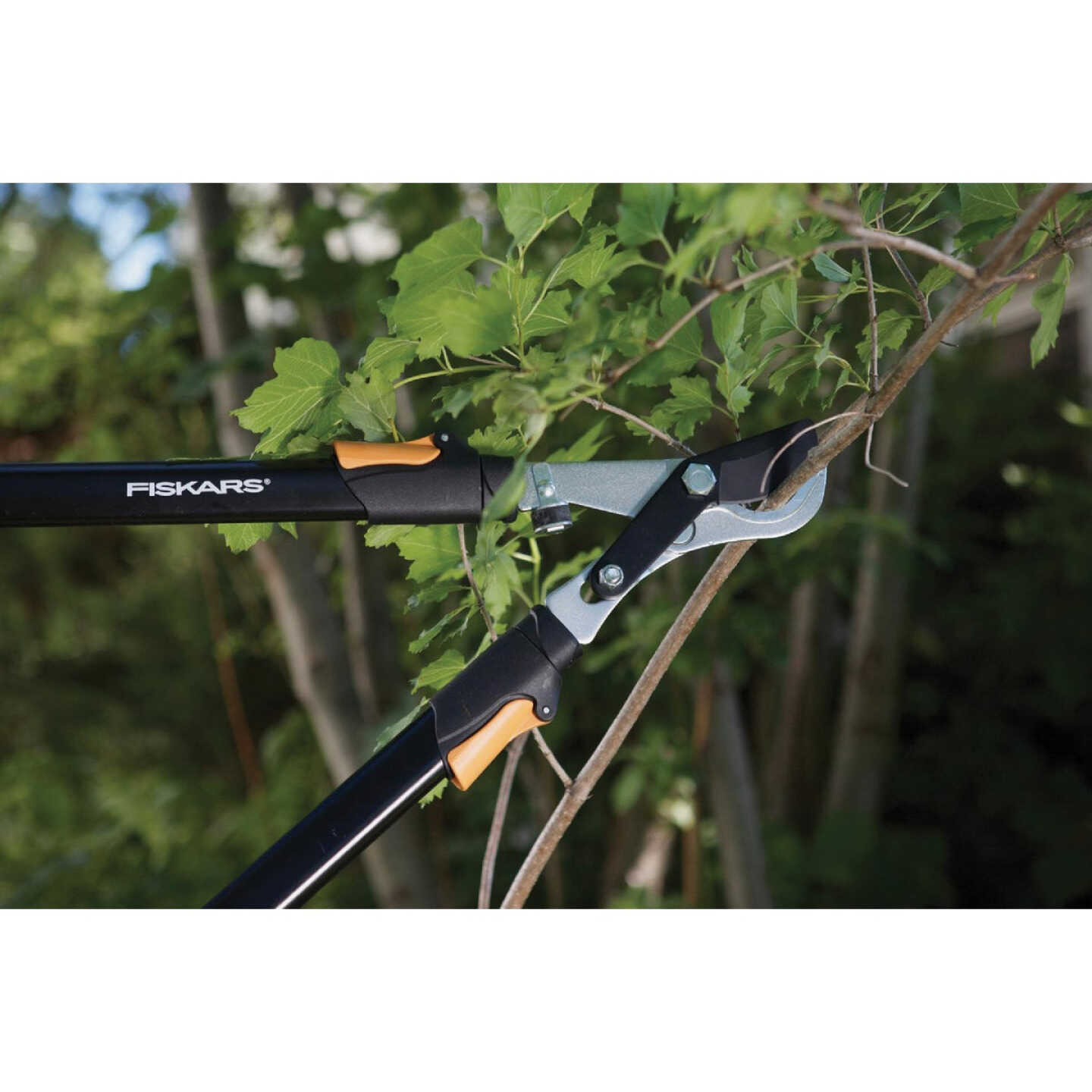 Fiskars Power-Lever 37 In. Steel Telescopic Bypass Lopper Image 3
