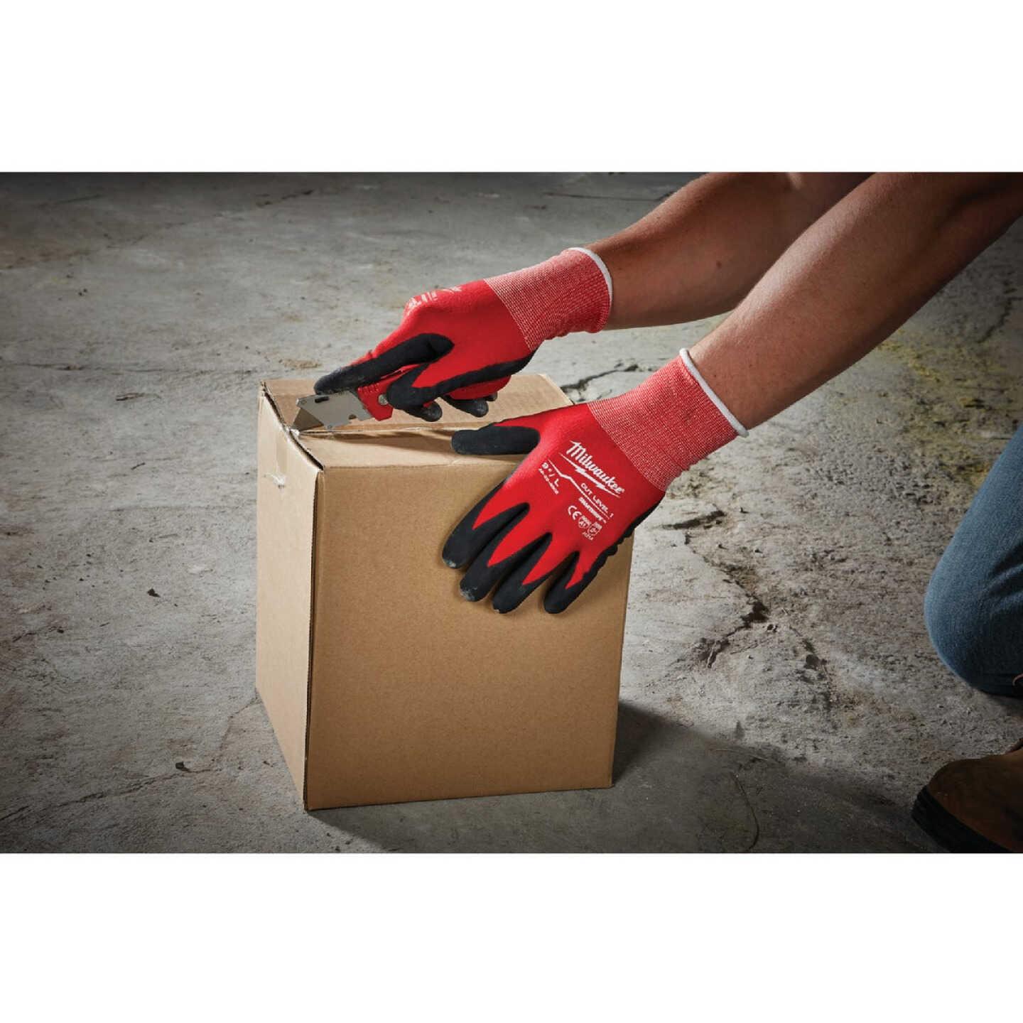 Milwaukee Unisex Large Nitrile Coated Cut Level 1 Work Glove Image 2