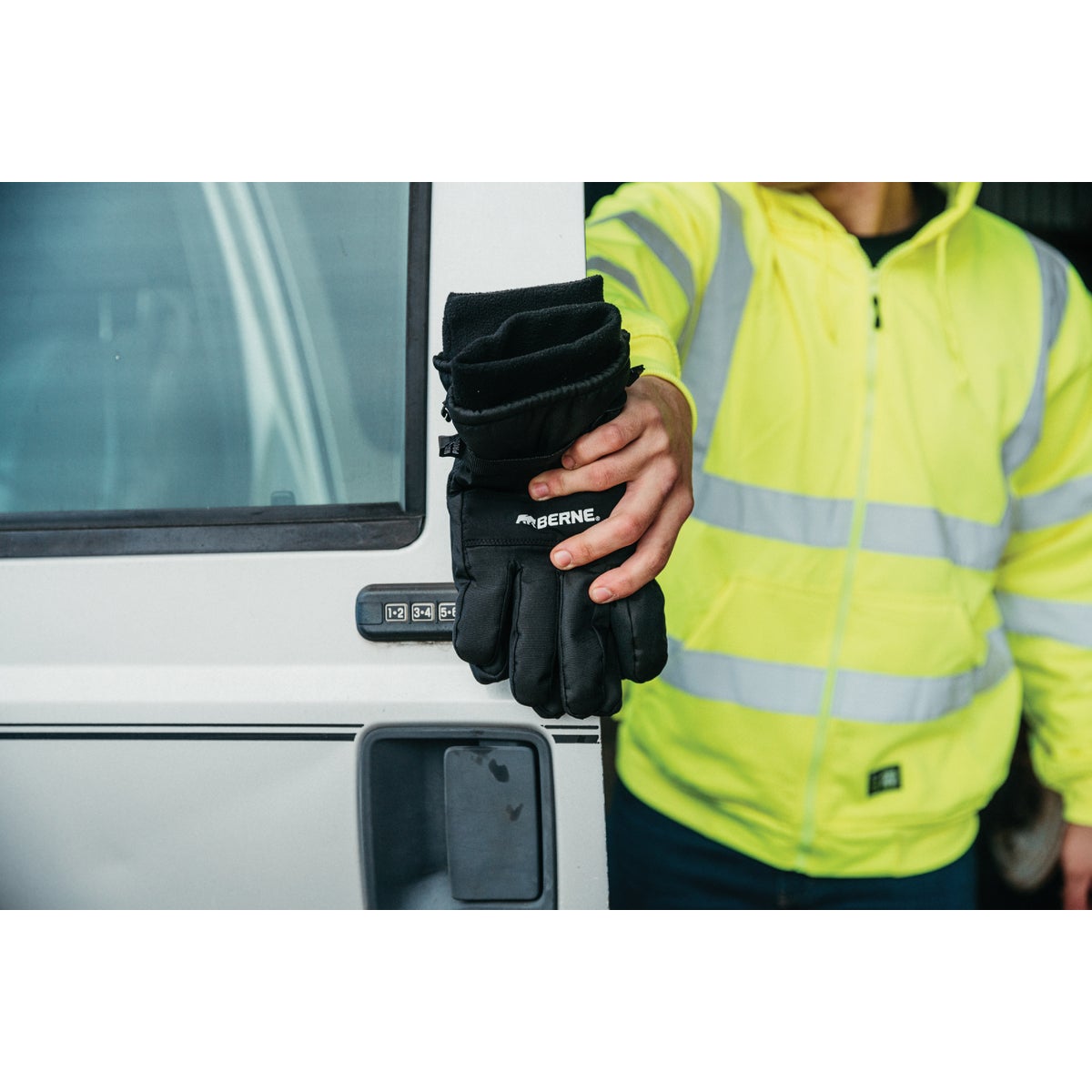 Berne Men's Medium Heavy-Duty Insulated Work Glove Image 3