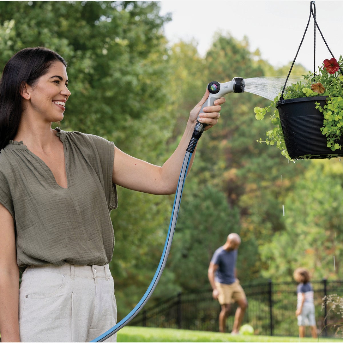 Best Garden Hiflo 100 Ft. Lightweight & Compact Garden Hose Image 4