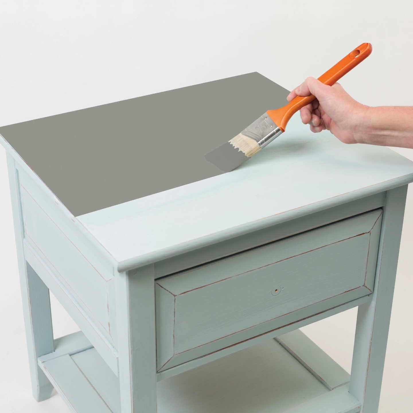 Rust-Oleum Chalked Country Gray Ultra Matte 30 Oz. Chalk Paint Image 5