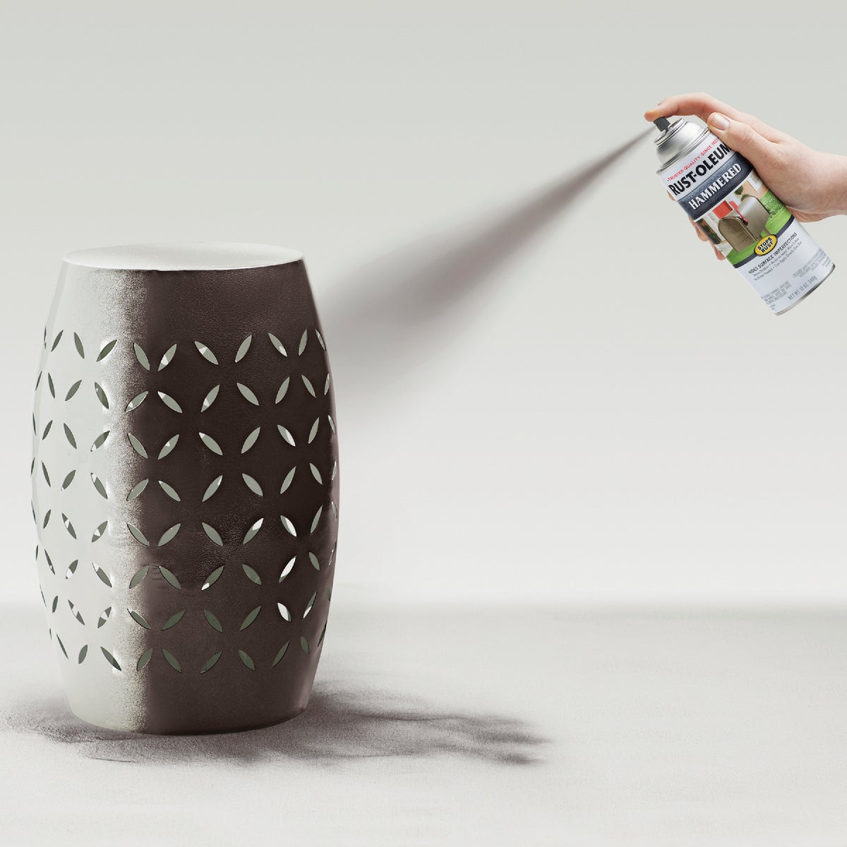 Rust-Oleum Stops Rust Dark Bronze Metallic 12 Oz. Hammered Finish Spray Paint Image 4