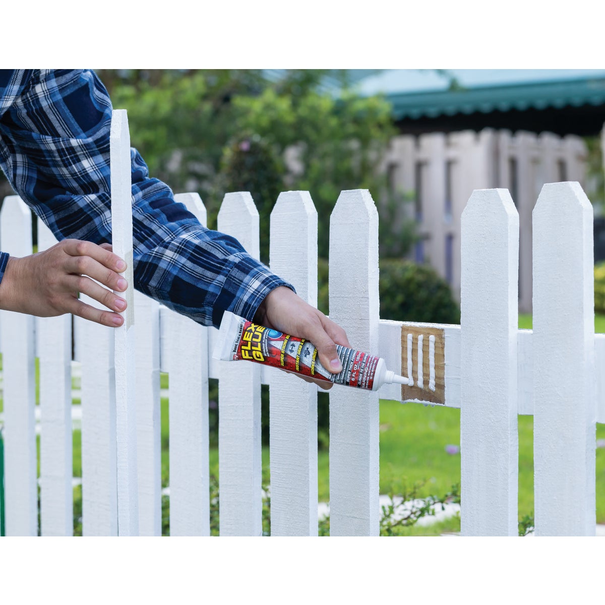 Flex Glue 6 Oz. White Multi-Purpose Adhesive Image 2