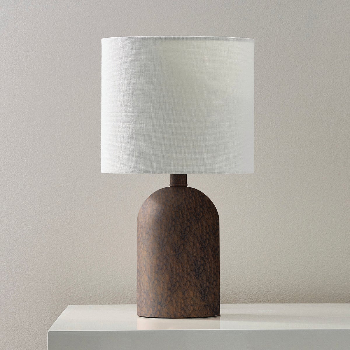 Rust-Oleum Universal 12 Oz. Burnished Amber Forged Hammered Spray Paint Image 2