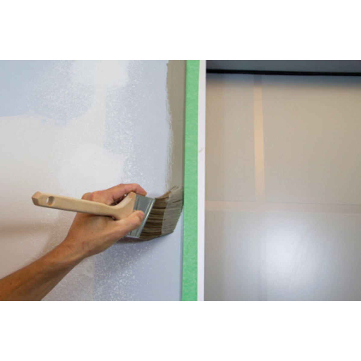 IPG ProMask Green 1.41 In. x 60 Yd. Professional Green Painter's Grade Masking Tape Image 2