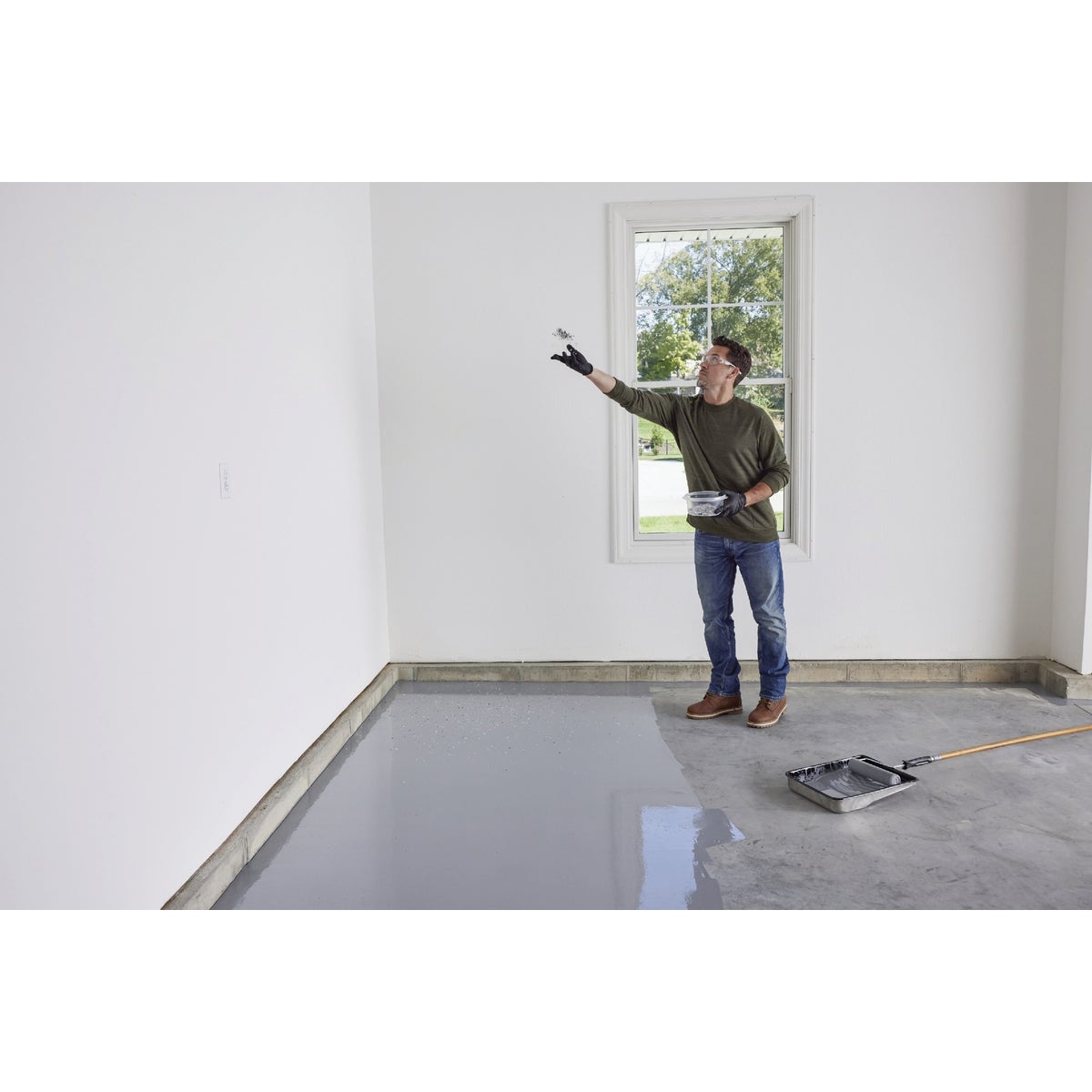 Gorilla Gray Garage Floor Epoxy Coating Kit - 2.5 Car Coverage Image 3