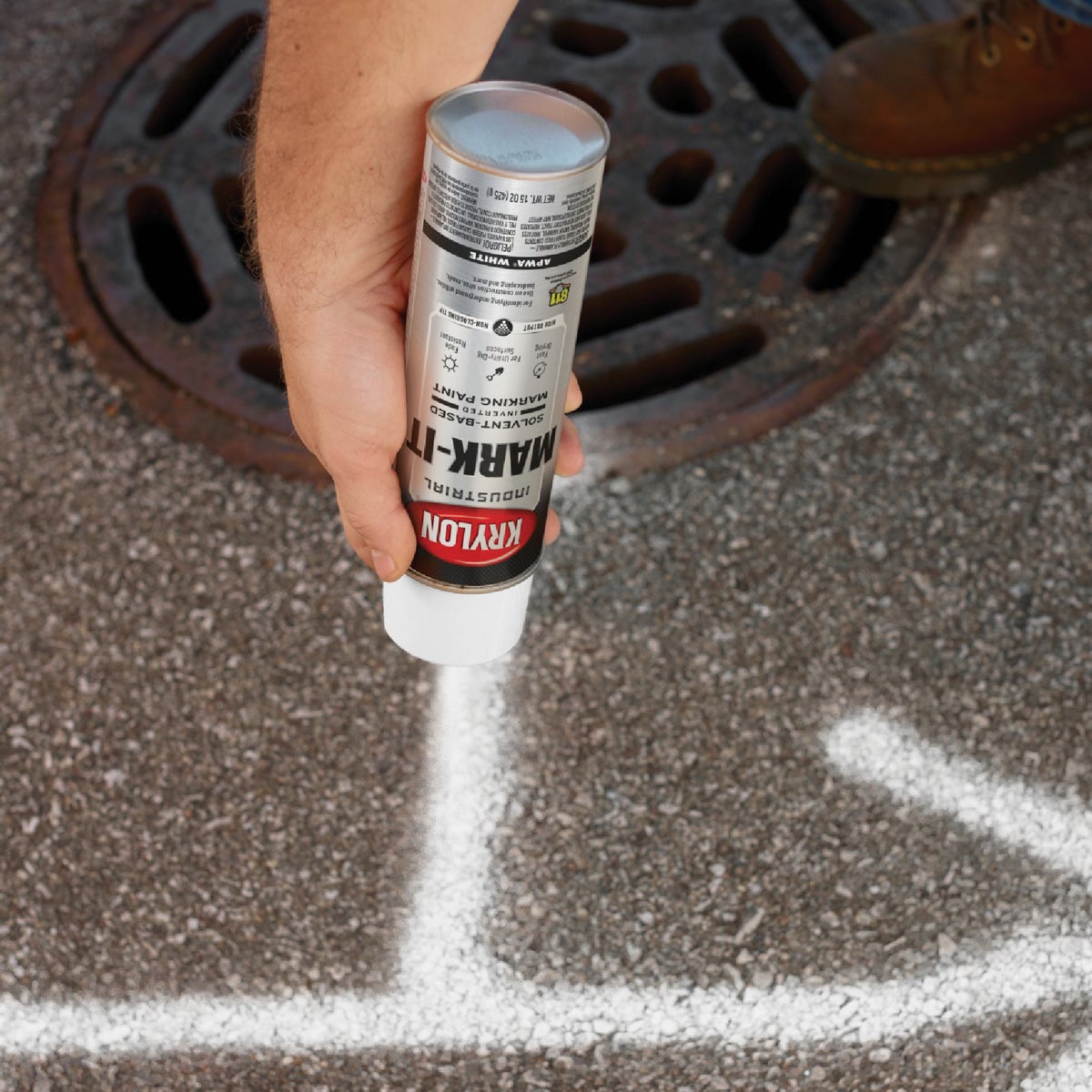 Krylon Mark-It 730008 Industrial SB APWA White Inverted Marking Paint Image 4