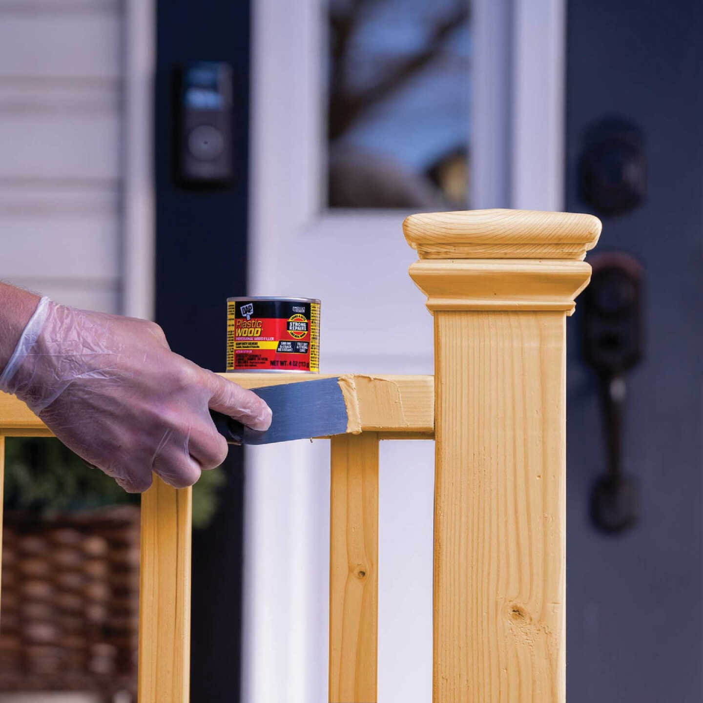 DAP Plastic Wood 4 Oz. Pine Solvent Professional Wood Filler Image 2