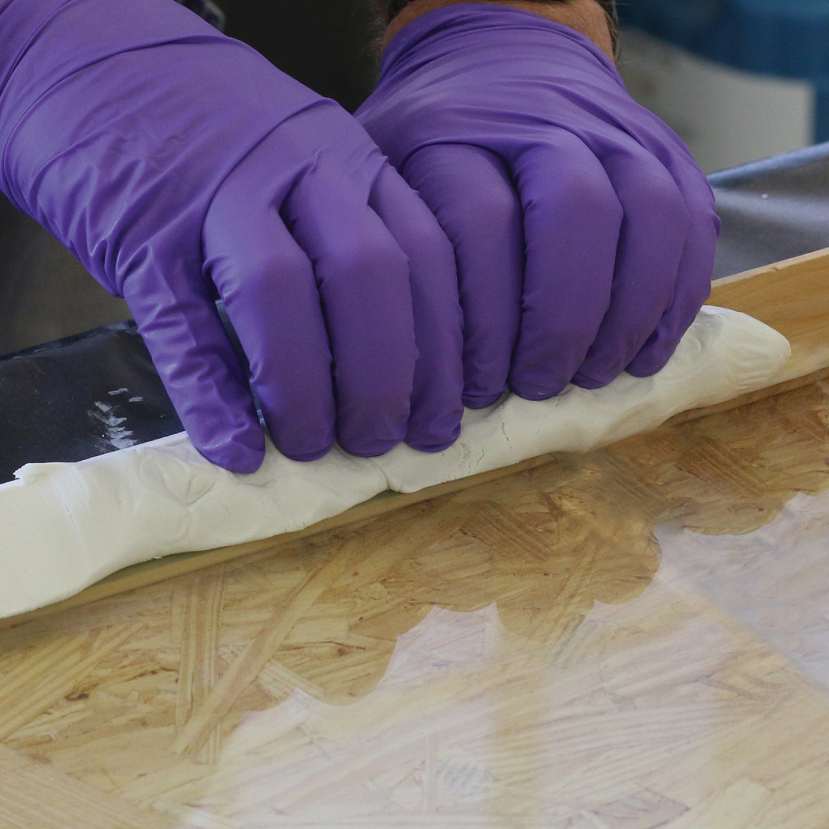 DAP 33 32 Oz. Glazing Compound Image 3