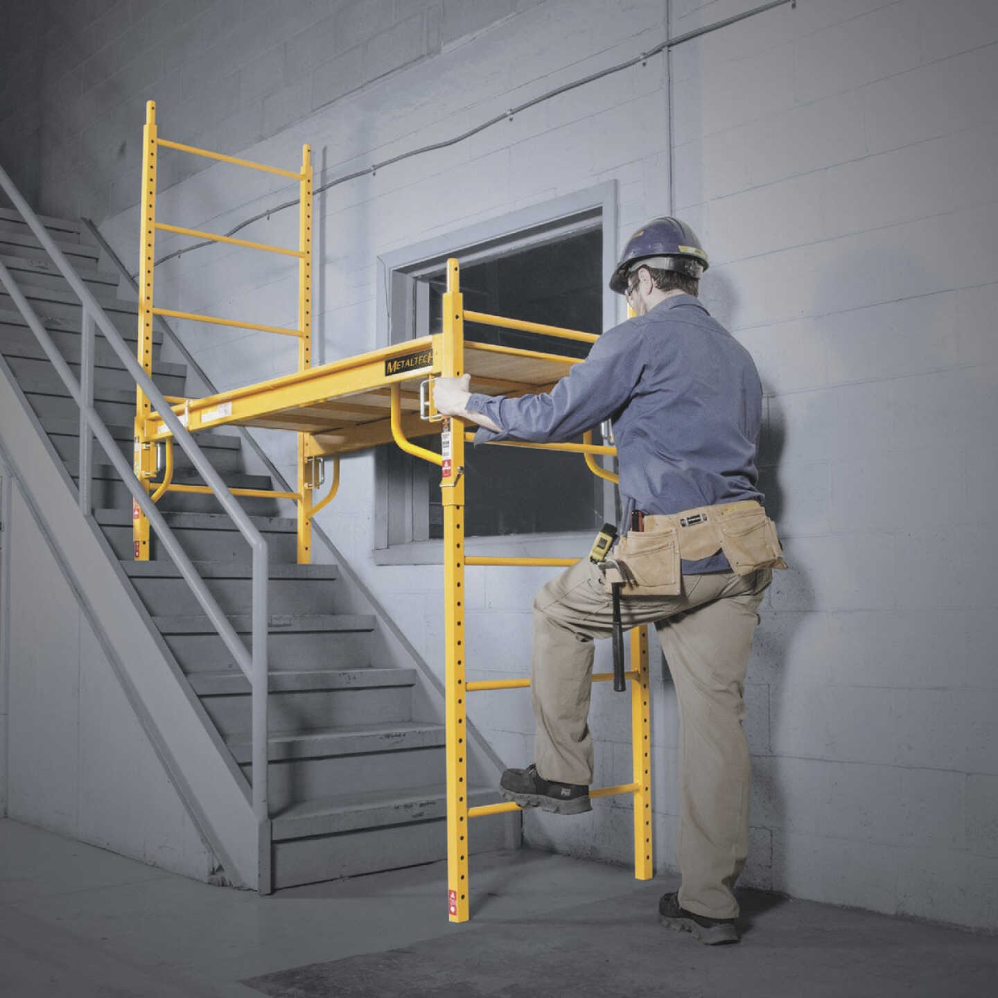 MetalTech Jobsite Series 6 Ft. Baker Scaffolding Image 2